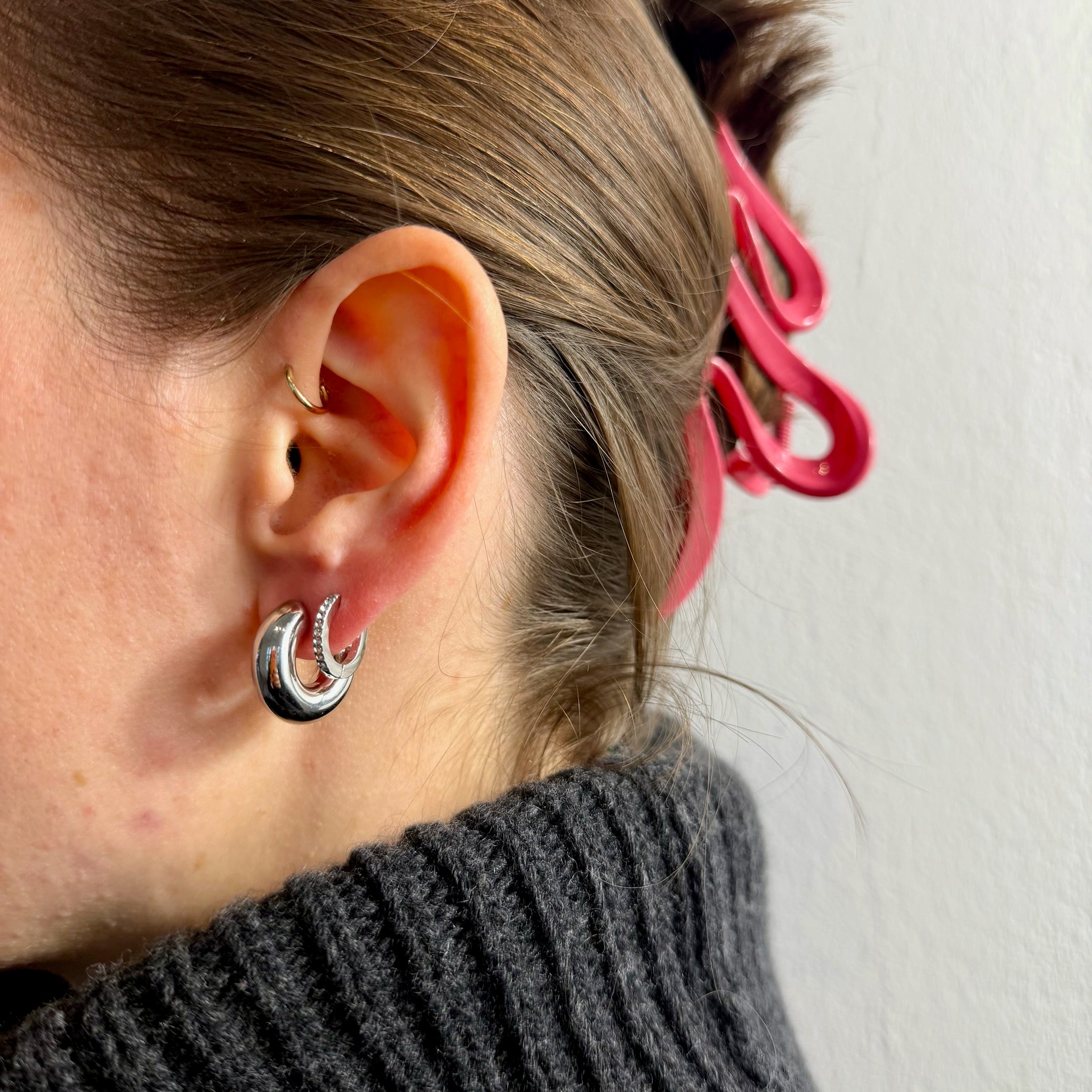 Small Diamond Hoop Ohrringe