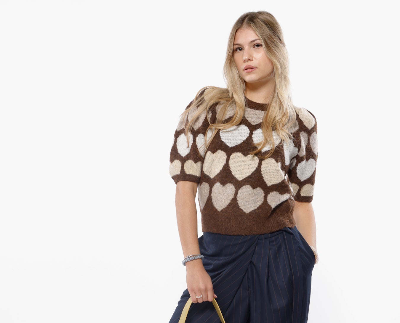 Heart Wool Knit